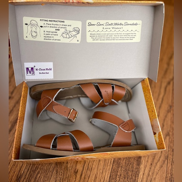 Salt Water Sandals - Picture 4 of 12